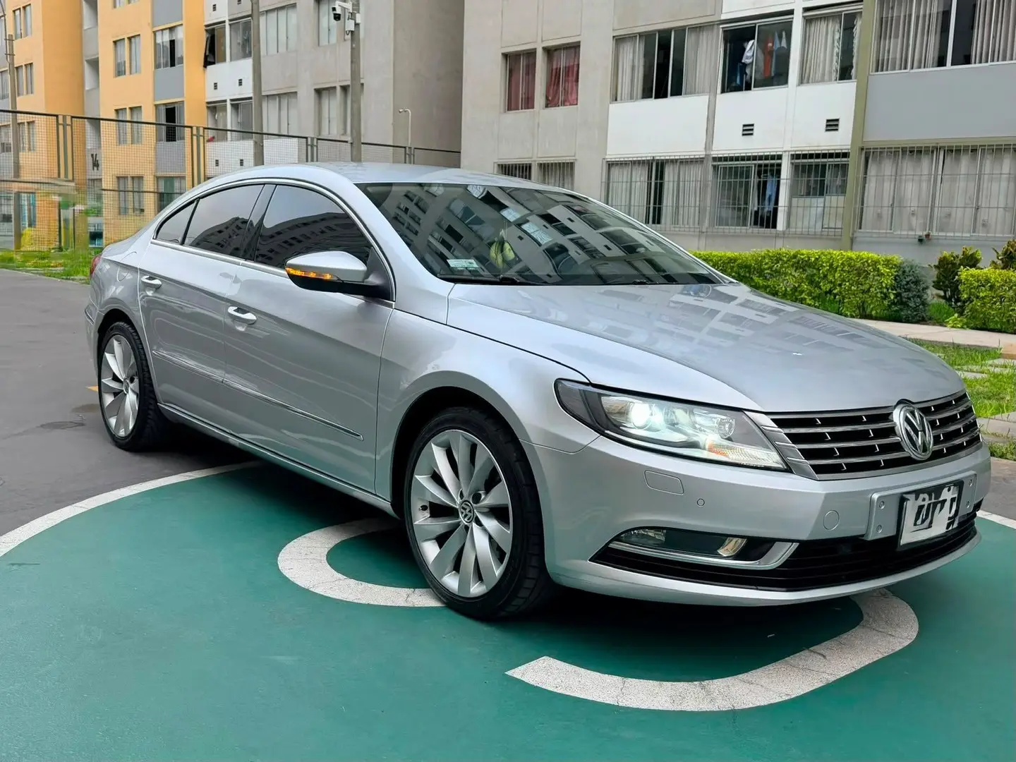 Volkswagen Passat CC 2014