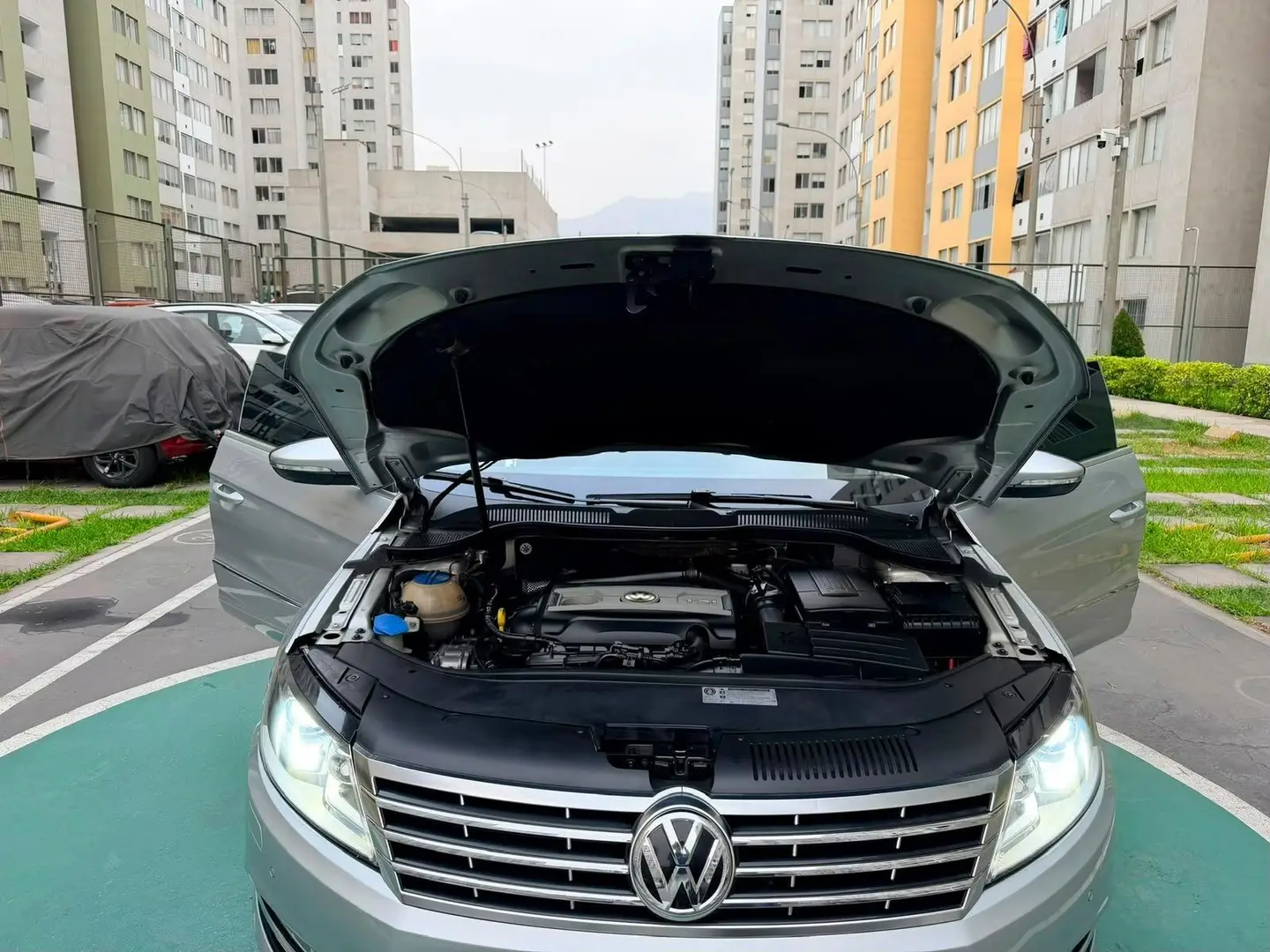 Volkswagen Passat CC 2014