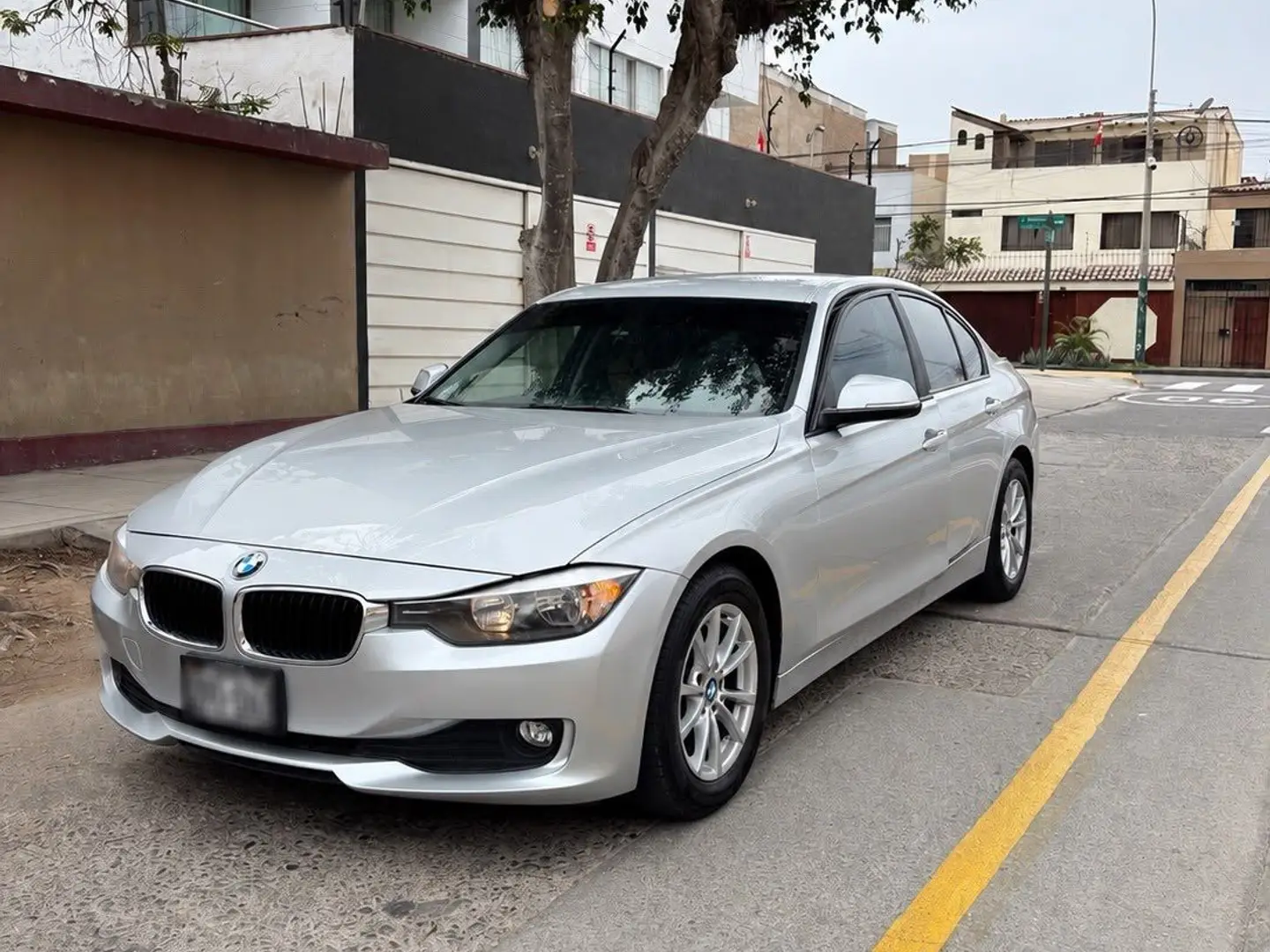 BMW 316 i 2013